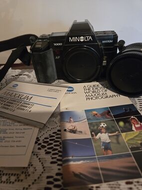 MINOLTA Maxxum 7000 Black SLR Film Camera
